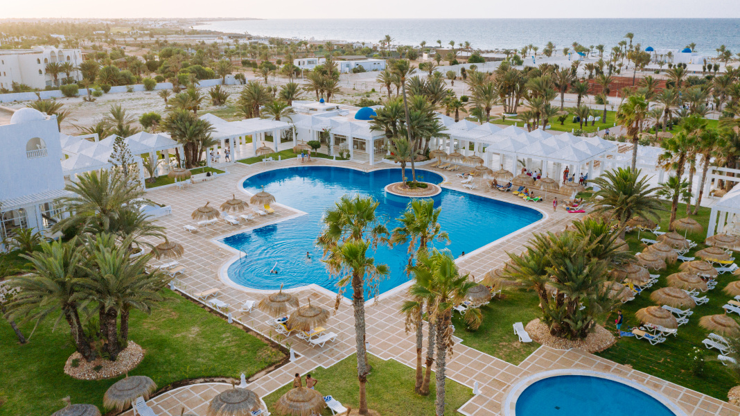 Resort con campo da golf affacciato sul mare